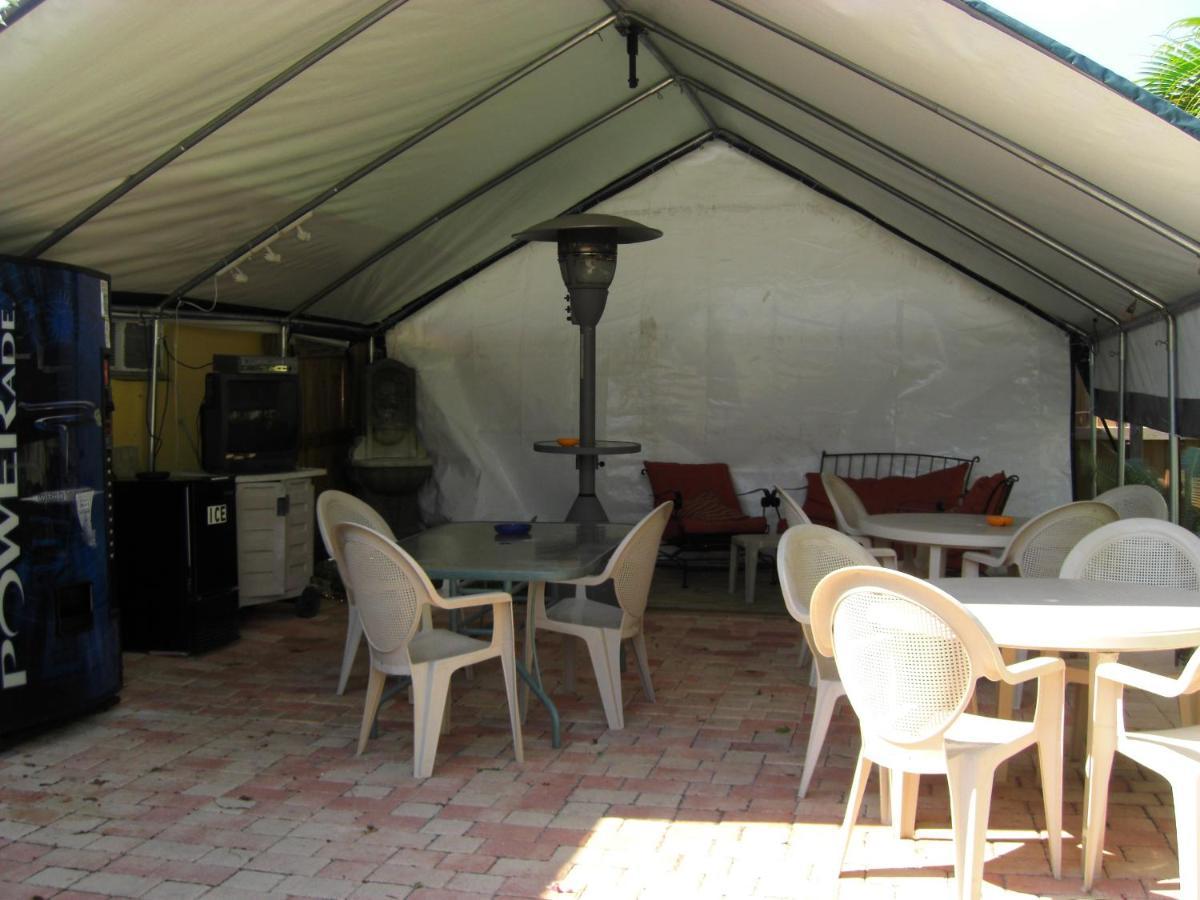 Inn Leather Guest House-Gay Male Only Fort Lauderdale Exterior photo