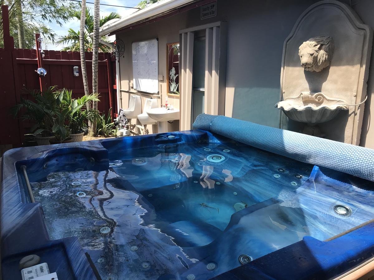 Inn Leather Guest House-Gay Male Only Fort Lauderdale Exterior photo