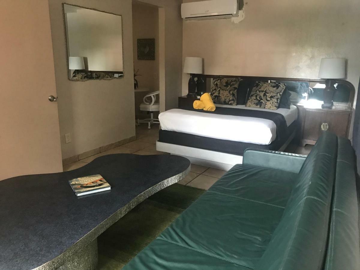 Inn Leather Guest House-Gay Male Only Fort Lauderdale Exterior photo